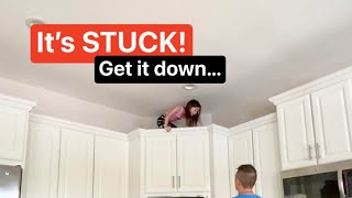 It’s STUCK! Get it down..🤦🏼‍♀️