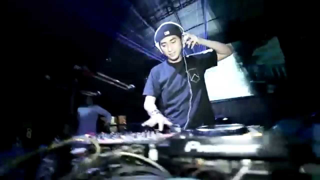 V-MODA Passport to Hollywood