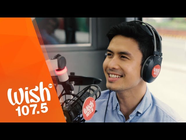 Christian Bautista sings The Way You Look At Me LIVE on Wish 107.5 Bus class=