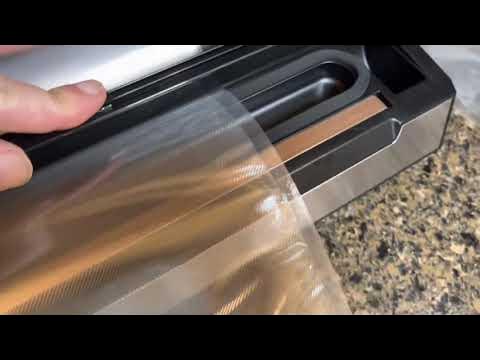 Potane Vacuum Sealer working - YouTube