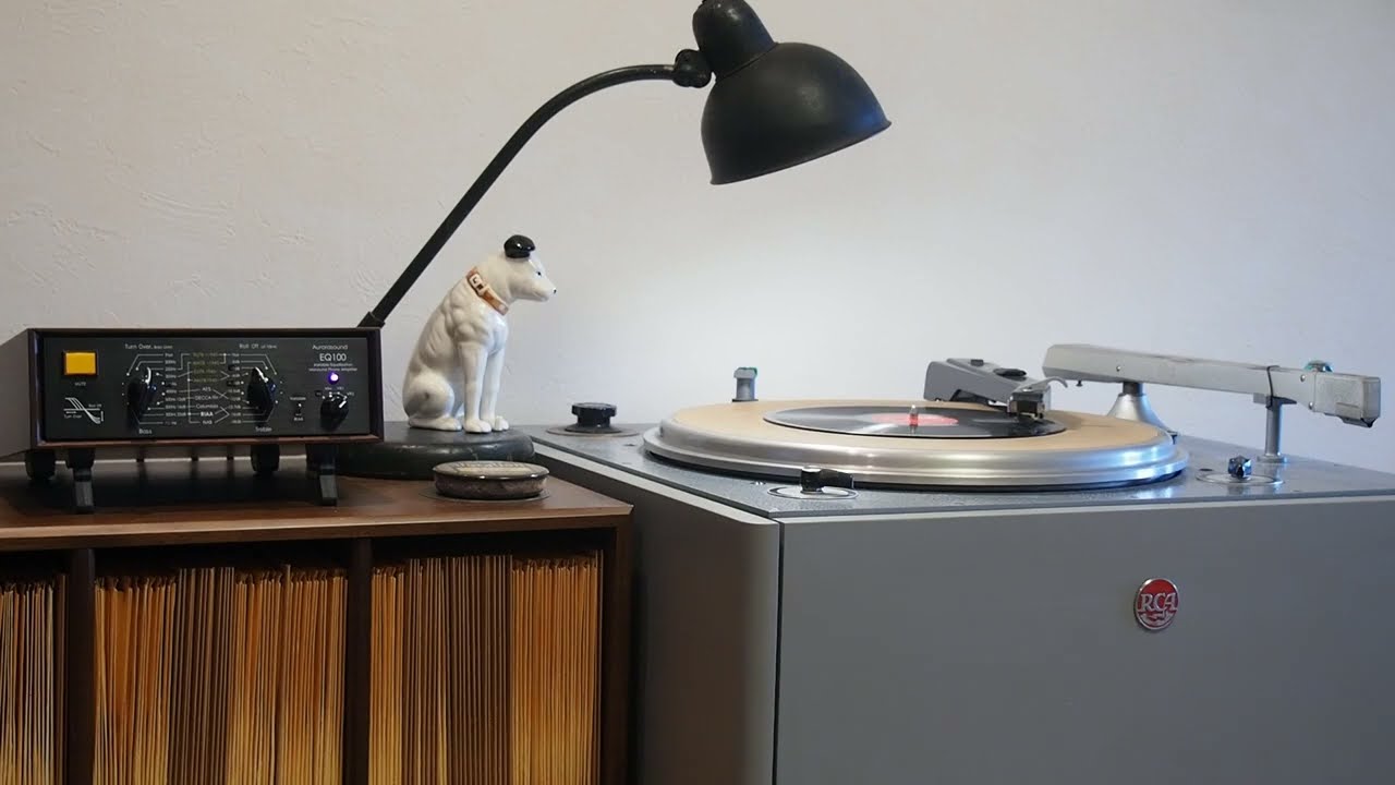 Harlem Speaks / Duke Ellington and his Famous Orchestra