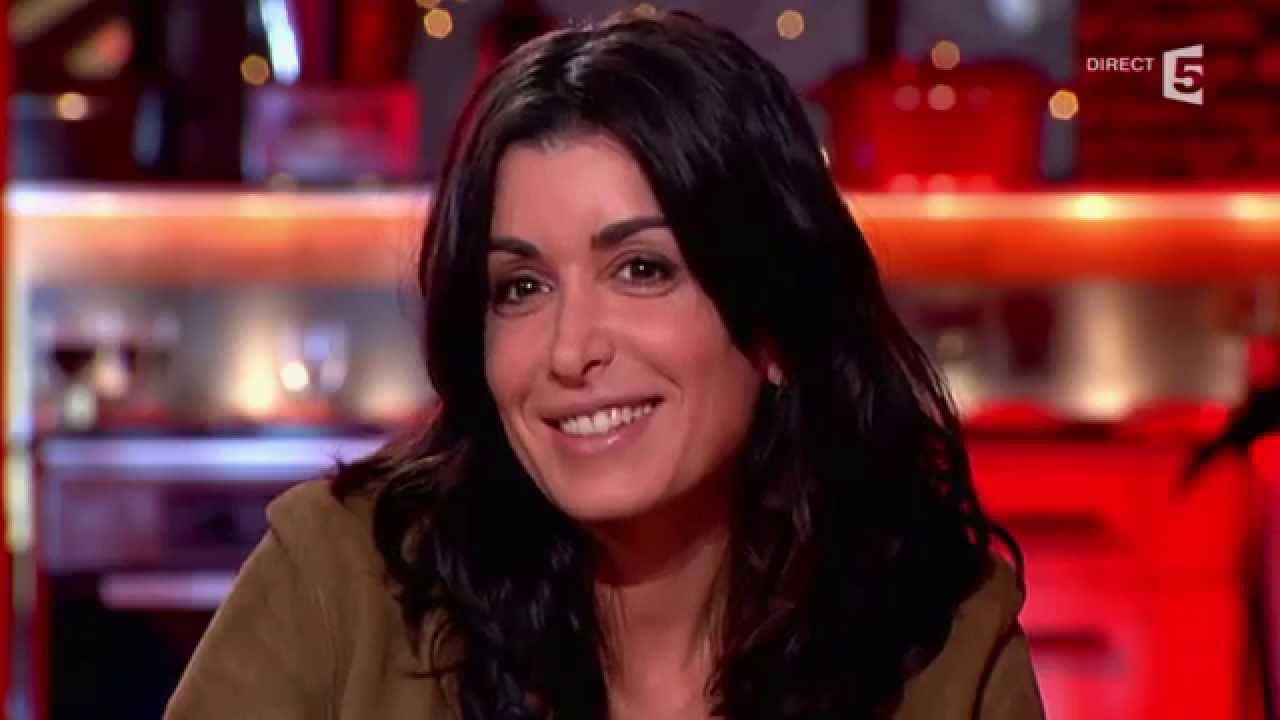 Jenifer évoque son rôle à The Voice - C à vous - 03/02/2015