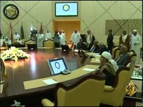 المعارضة تطالب بتحديد الضمانات لتنحي الرئيس صالح