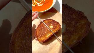 Roasted tomato soup & grilled cheese 🧀