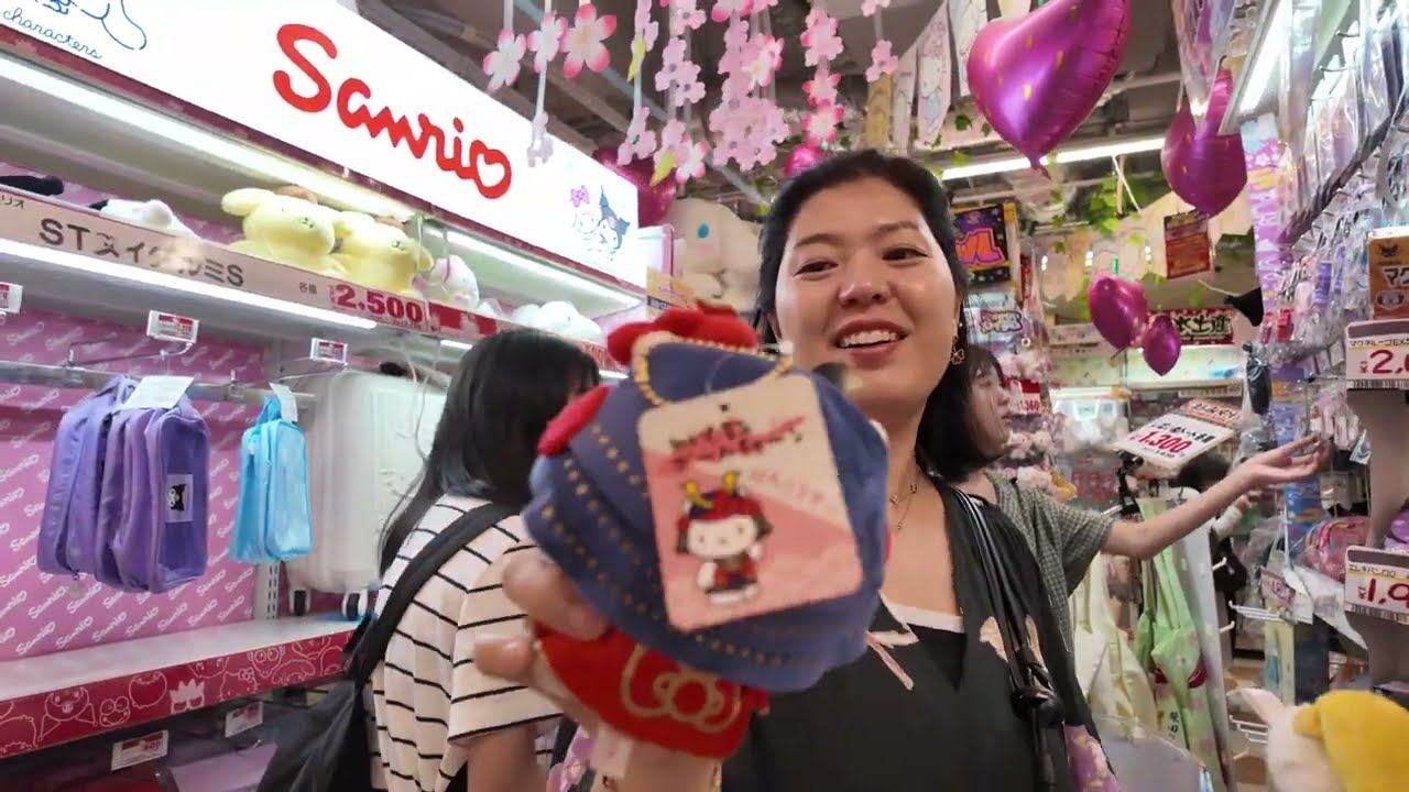 「札幌ドンキホーテは特別なものがありますか？