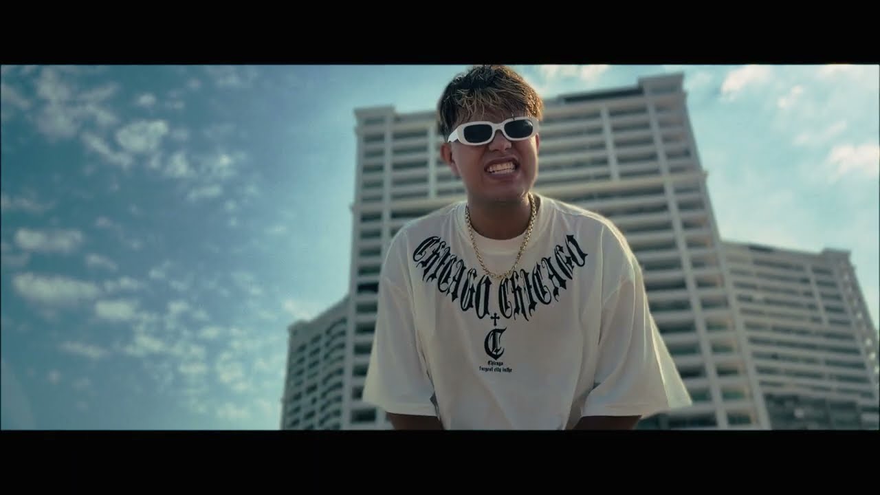 CHULA - Axel Loza (Video Oficial) adlı videoyu YouTube'da izle CHULA - Axel Loza (Video Oficial) adlı videoyu YouTube'da izle