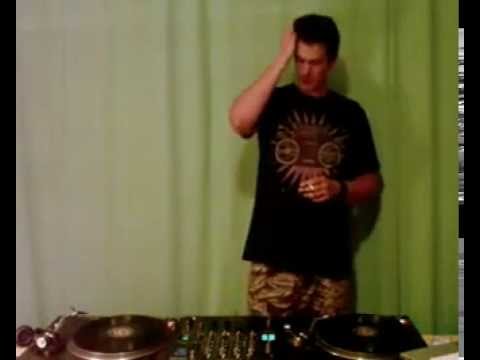 DFNDR - RTS.FM.140811