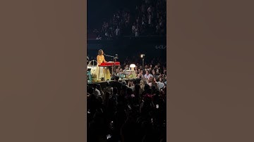 Thumbnail of Gracie Abrams covering Taylor Swift’s song, “All Too Well”.
