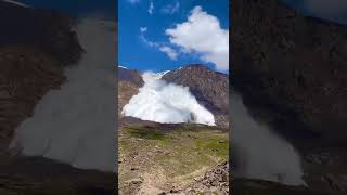 Сход лавины в Кыргызстане. Иссык-Куль