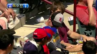 2012/06/23 Fan's barehanded grab