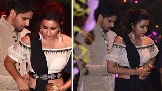 Bollywood Actors Saved Their Girlfriends From AWKWARD Situations Resimi