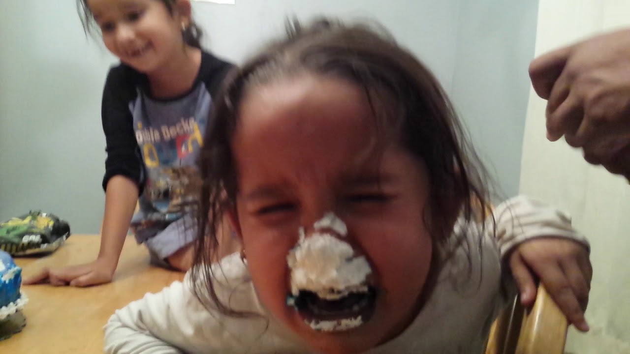 Little girl cries because of the cake YouTube
