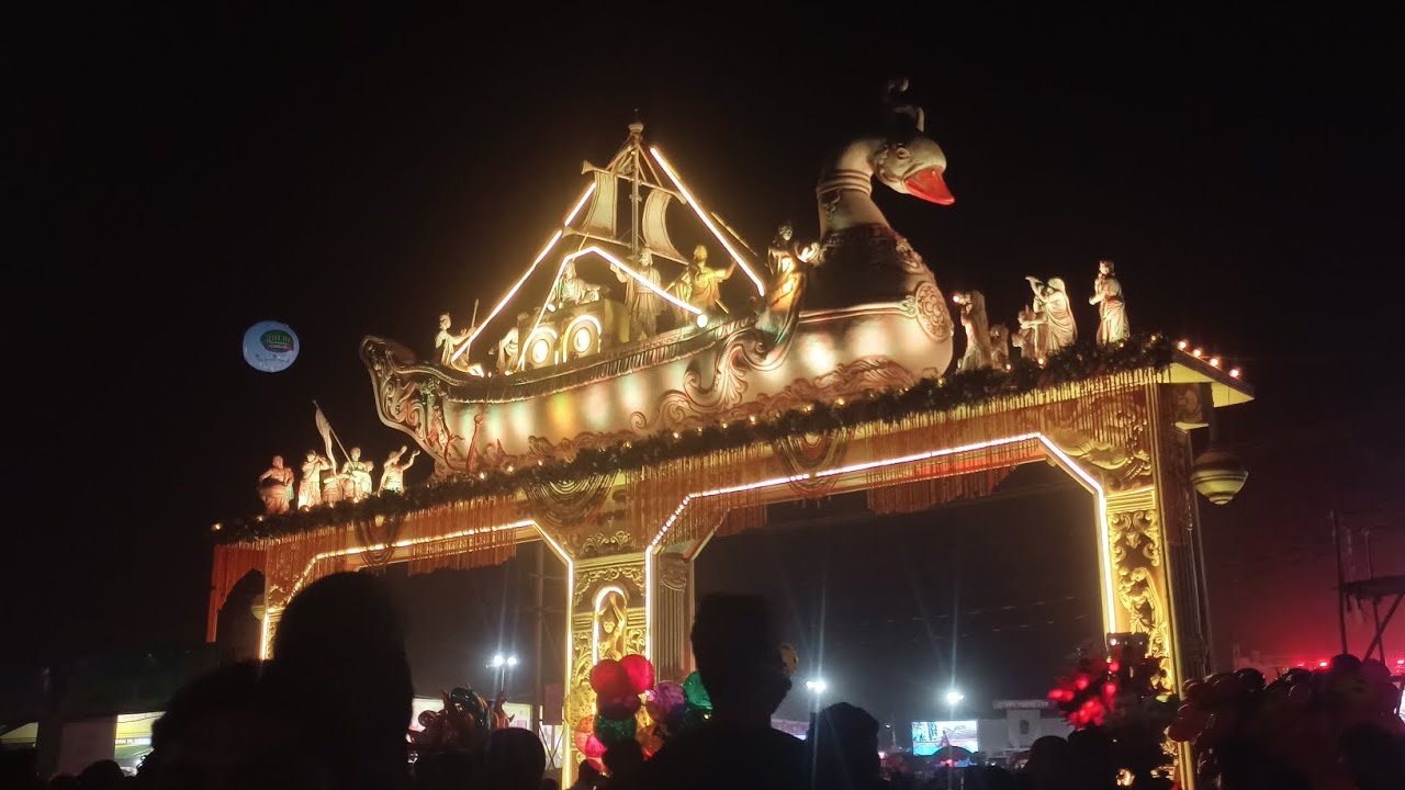 Lesser Light Show on river 😊🔥#cuttackbaliyatra2024#travel #cuttack# ...
