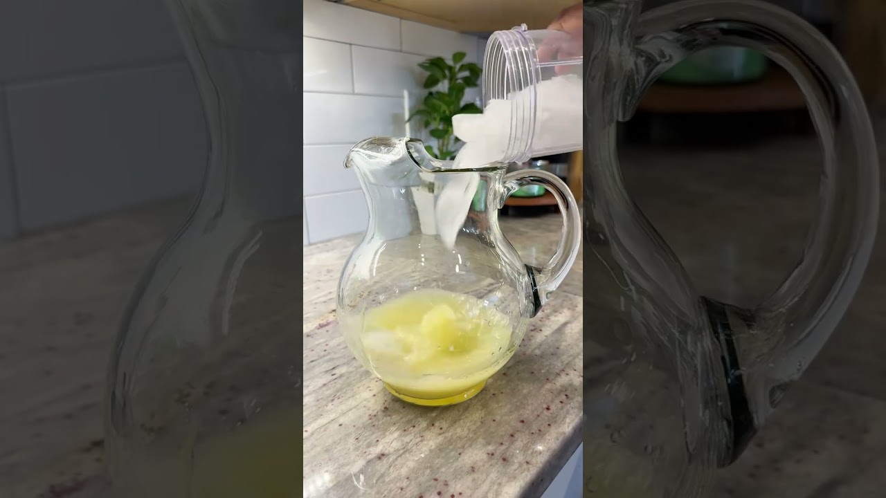 Another lemonade recipe for the win! Blueberry Mint Lemonade : 