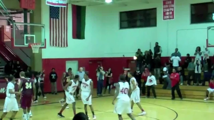Dominique Walls Hales Franciscan Chicago overtime ...
