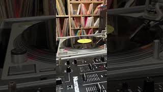 Echo Minott - One Two Bogle - YouTube