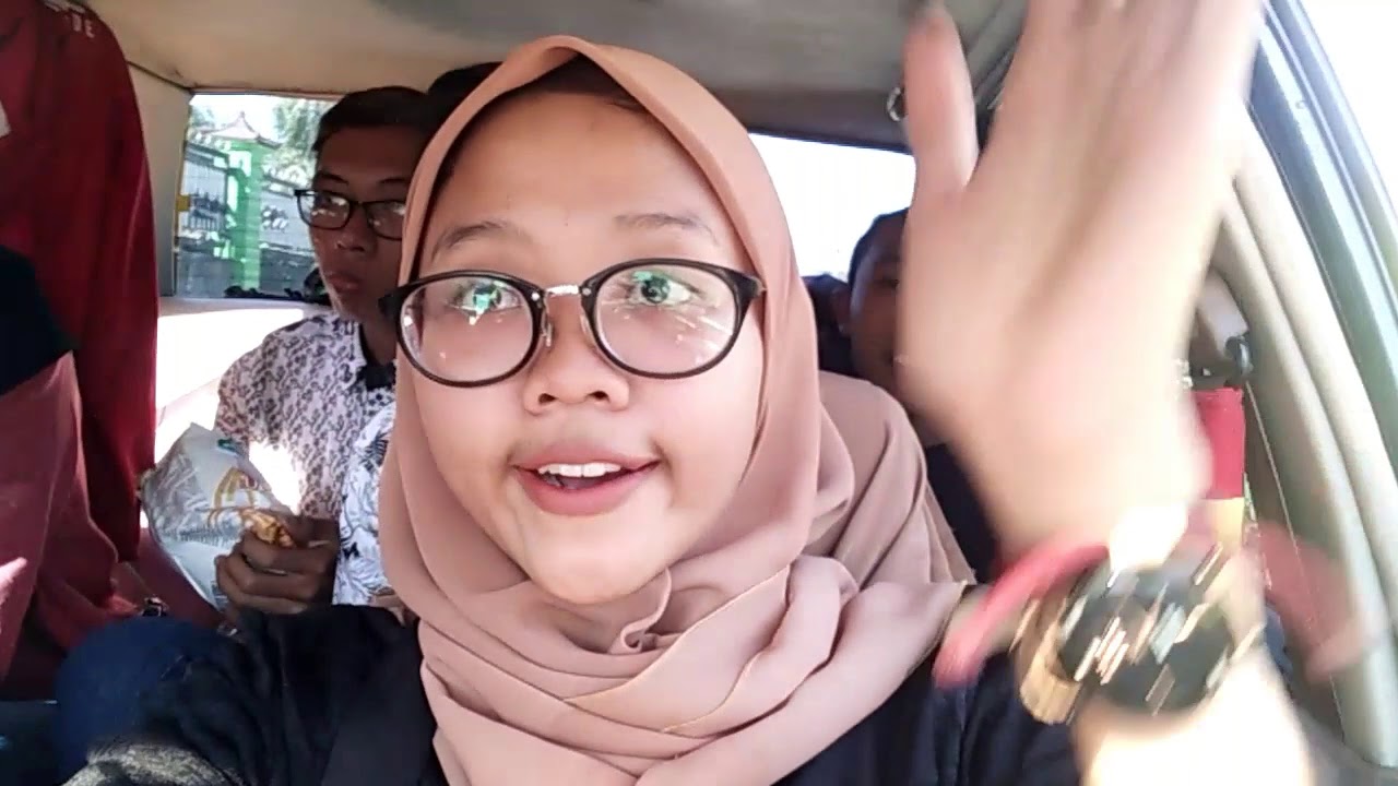 PANTAI PEH PULO BLITAR - YouTube