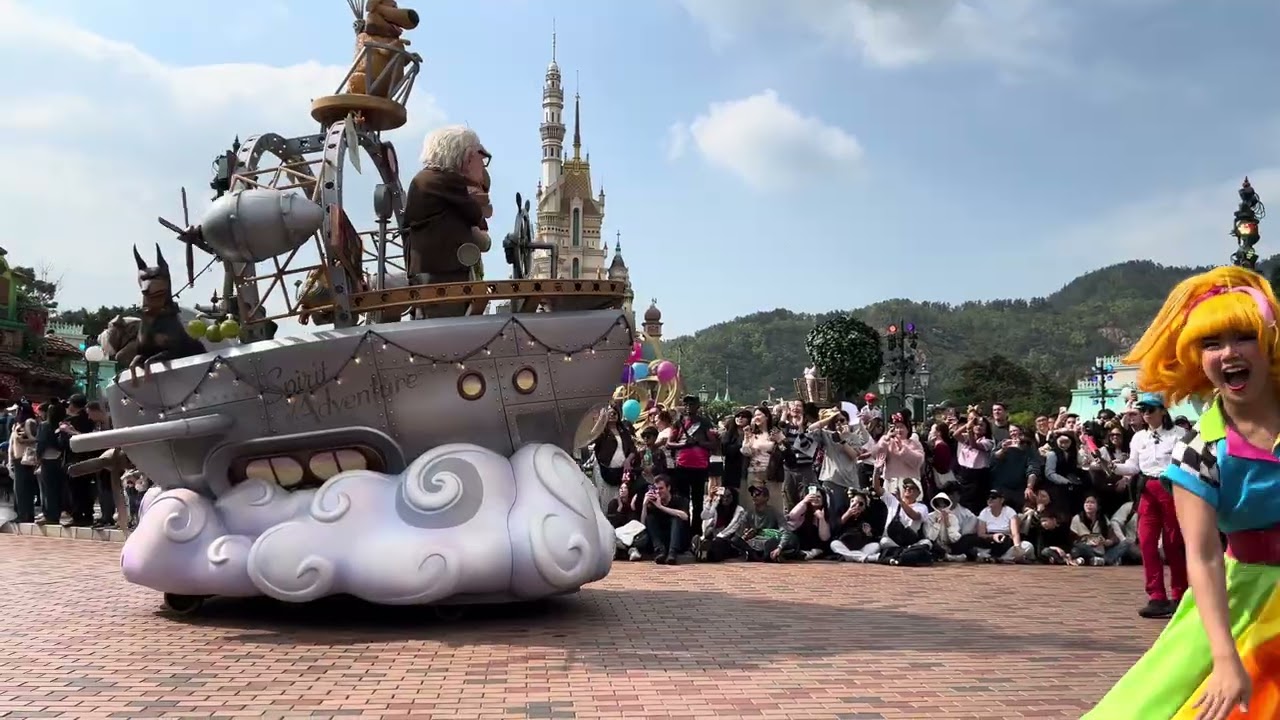 Friendtastic Parade, Disneyland, Hong Kong
