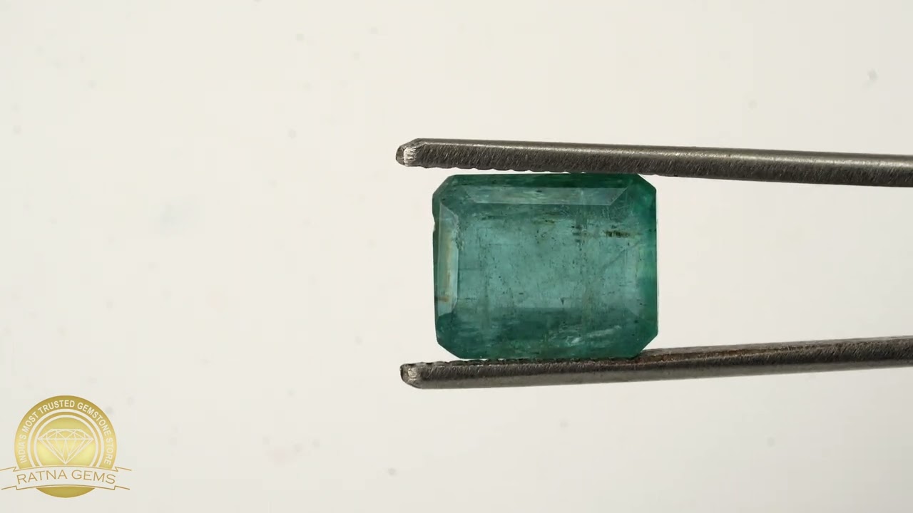 Zambian Emerald 4.05 Carat (4.45 Ratti) Panna Stone 4 Product video for Zambian Emerald 4.05 Carat (4.45 Ratti) Panna Stone