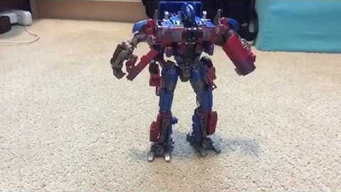 Stop Motion TF Transformation: SS ROTF Voyager class Optimus prime