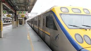 2134次區間車EMU800型中壢站出站