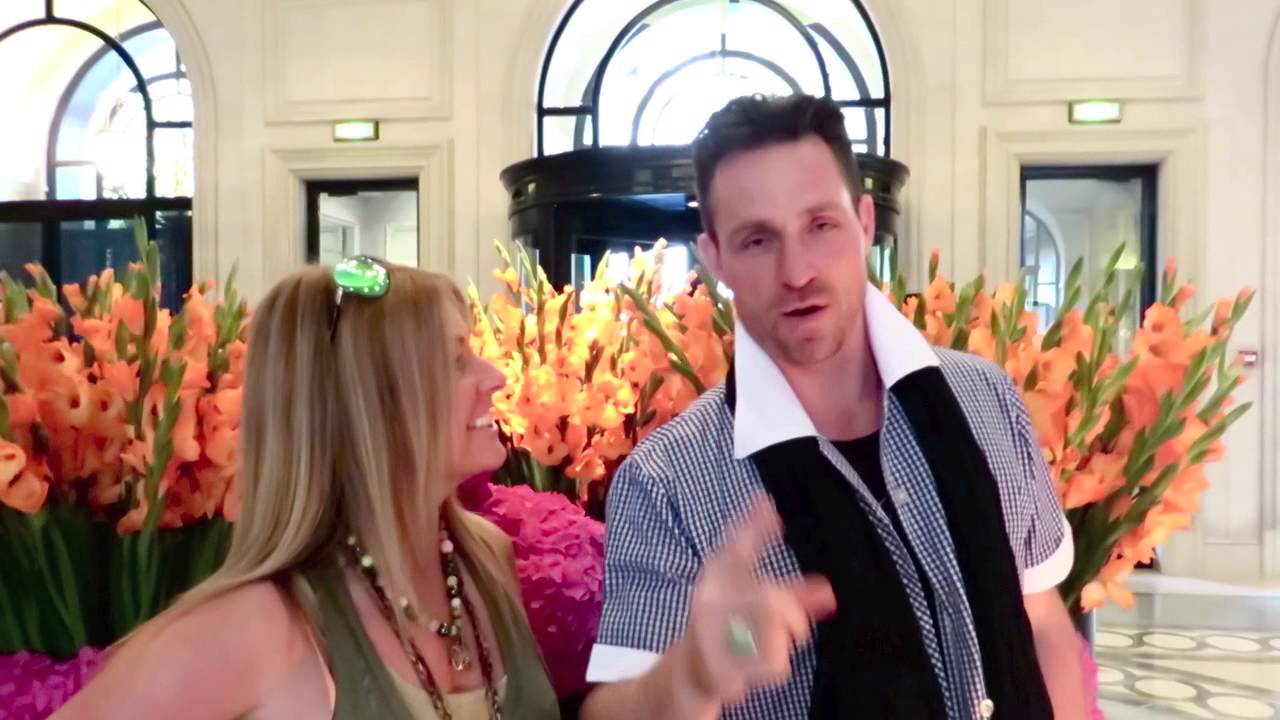 JEFF LEATHAM IS DOING IT IN A DRESS!!! WATCH!!!