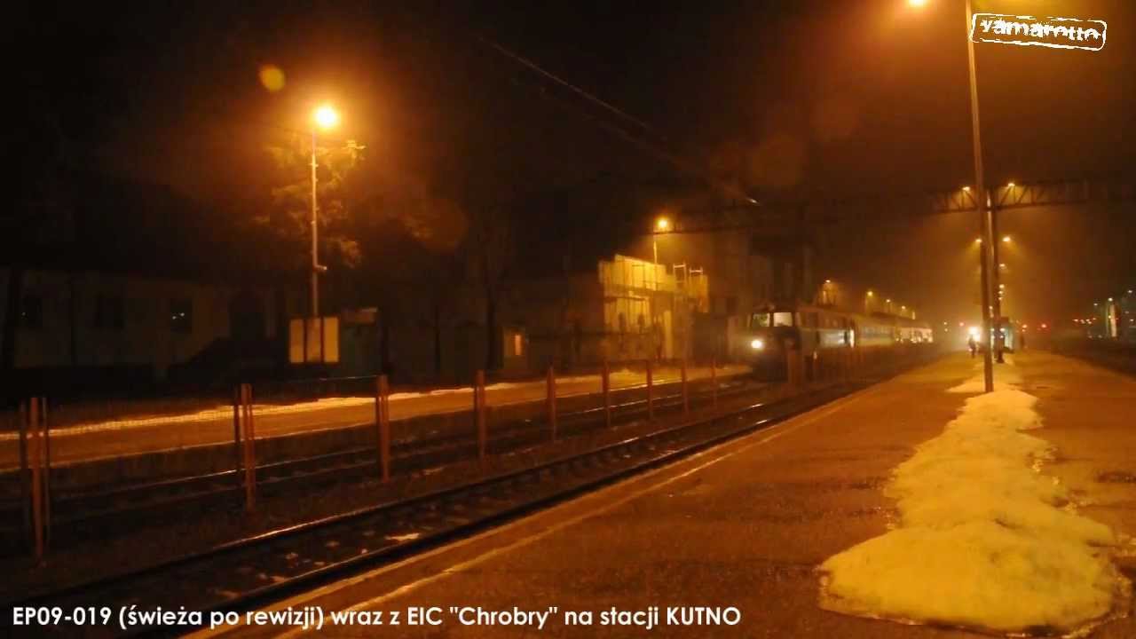 EP09-019 ze składem EIC "Chrobry" | Kutno 22/02/2012