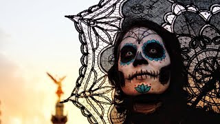Celebrity Day of the Dead vs Halloween! What's the Difference? Net Worth
