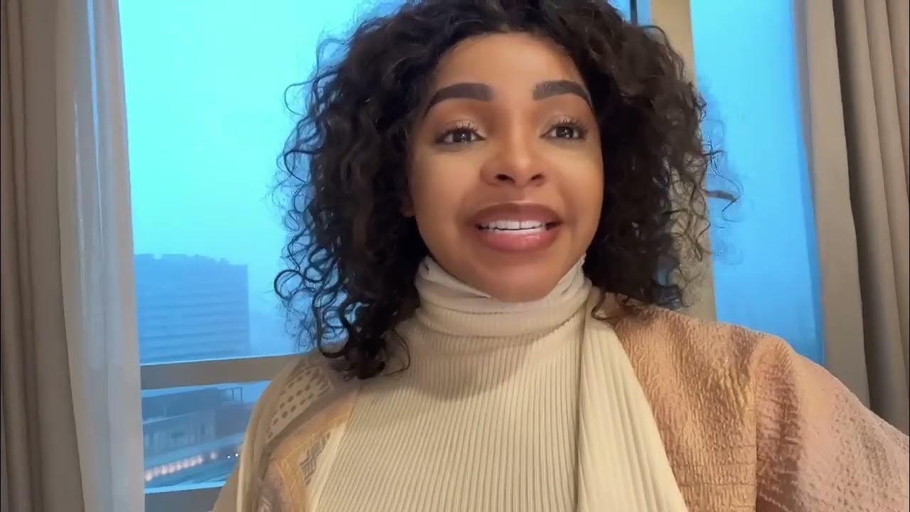 You helped your mother. Картинка what are they doing. Тема my hobby. I usually help my mother вопросы. What is your mother doing.