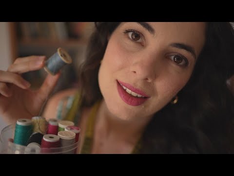 ASMR COSTUREIRA TIRANDO SUAS MEDIDAS E TE DA SONINHO