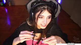 Iaaras2 Consigue Una Nueva Amiga