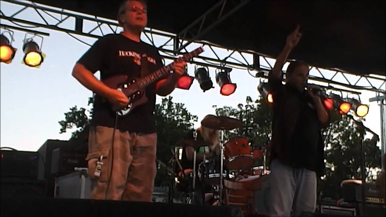 Rick Knapp and Walter Trout Hillsdale, Michigan Concert Checker Records