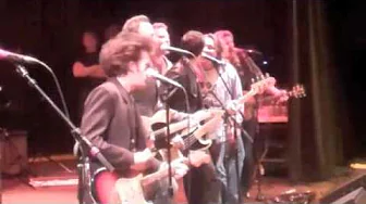 Willie Nile & Bruce Springsteen perform One Guitar, LoD 2012 Willie Nile & Bruce Springsteen perform One Guitar, LoD 2012