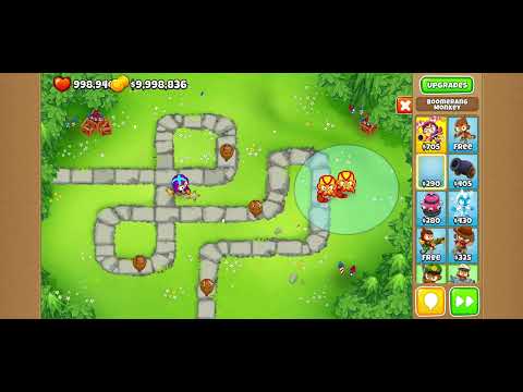 Projectile Ricochet doesn't affect Boomerang Monkeys until Glaive Ricochet