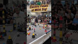 Electric Finals at MOA Sig!