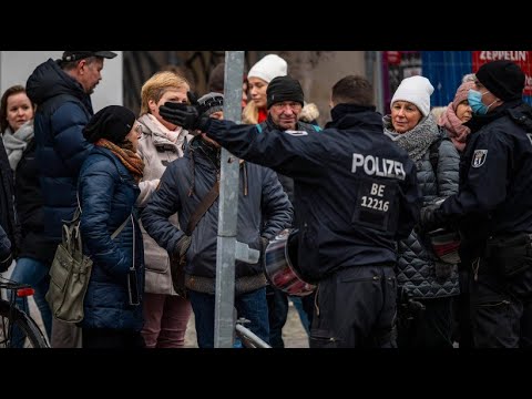 Angst, Wut, Wahnsinn: Corona-Demo in Hamburg | SPIEGEL TV