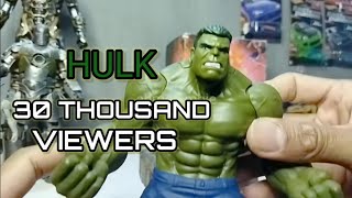 hulk yang ini beda , kecil tapi berat .. review singkat statue HuLk no brand