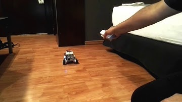 Controlling MINDSTORMS EV3 with BOOST Move Hub