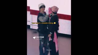 Leebit X Dwaekki Kissing On Stage