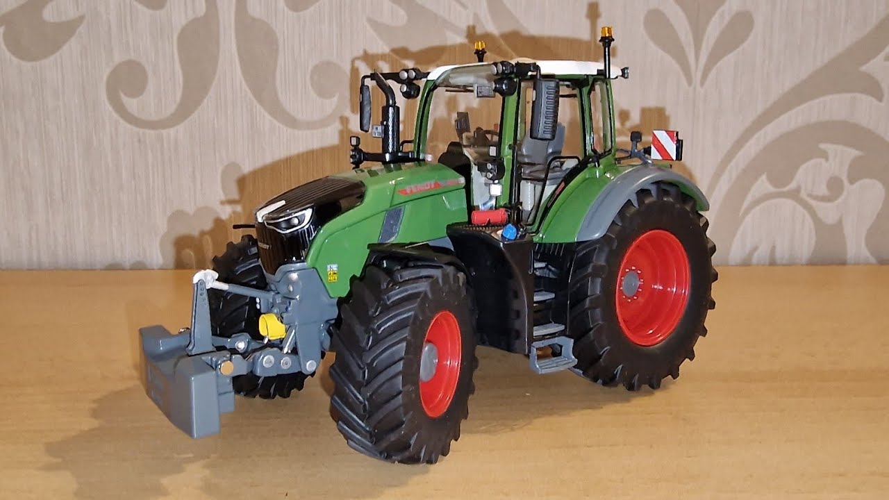 Fendt 728 Vario Gen.7 (1:32)