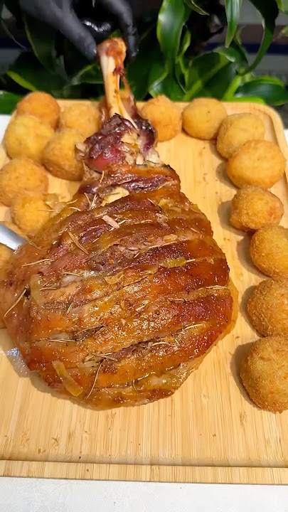 Yuz porno rasmlar YouTubeda yalangoch ayollar