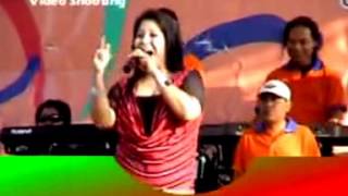 om famili karlinda bumiayu ''PESTA PANEN''voc:Tias kasih