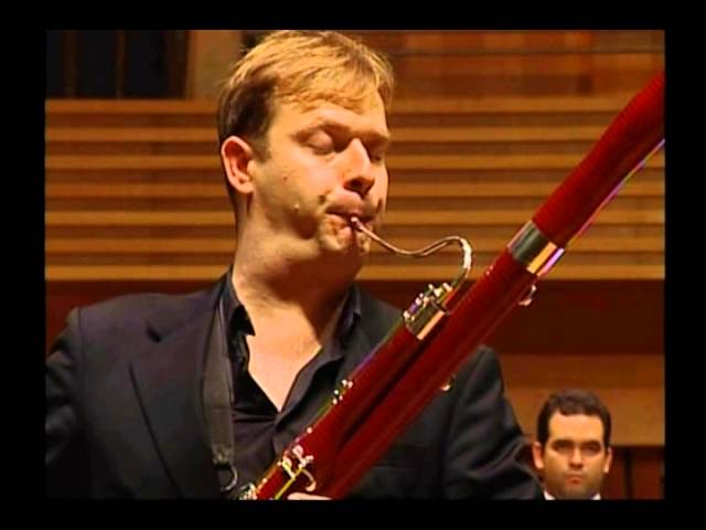 Matthias Racz - Fagott, bassoon, fagot / Weber Concert for bassoon / Simon  Bolivar Orchester 2011 - YouTube