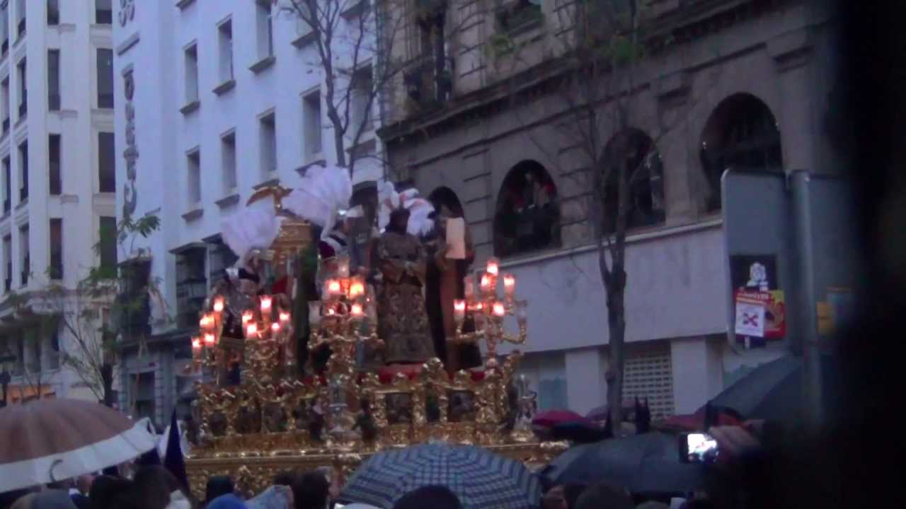 entrada en la anunciación del señor de la sentencia y la hdad de los gitanos (1) 2013 HD