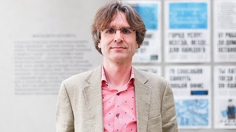 Gijs van Wulfen. Lecture "How to Structure the Front End of Innovation"