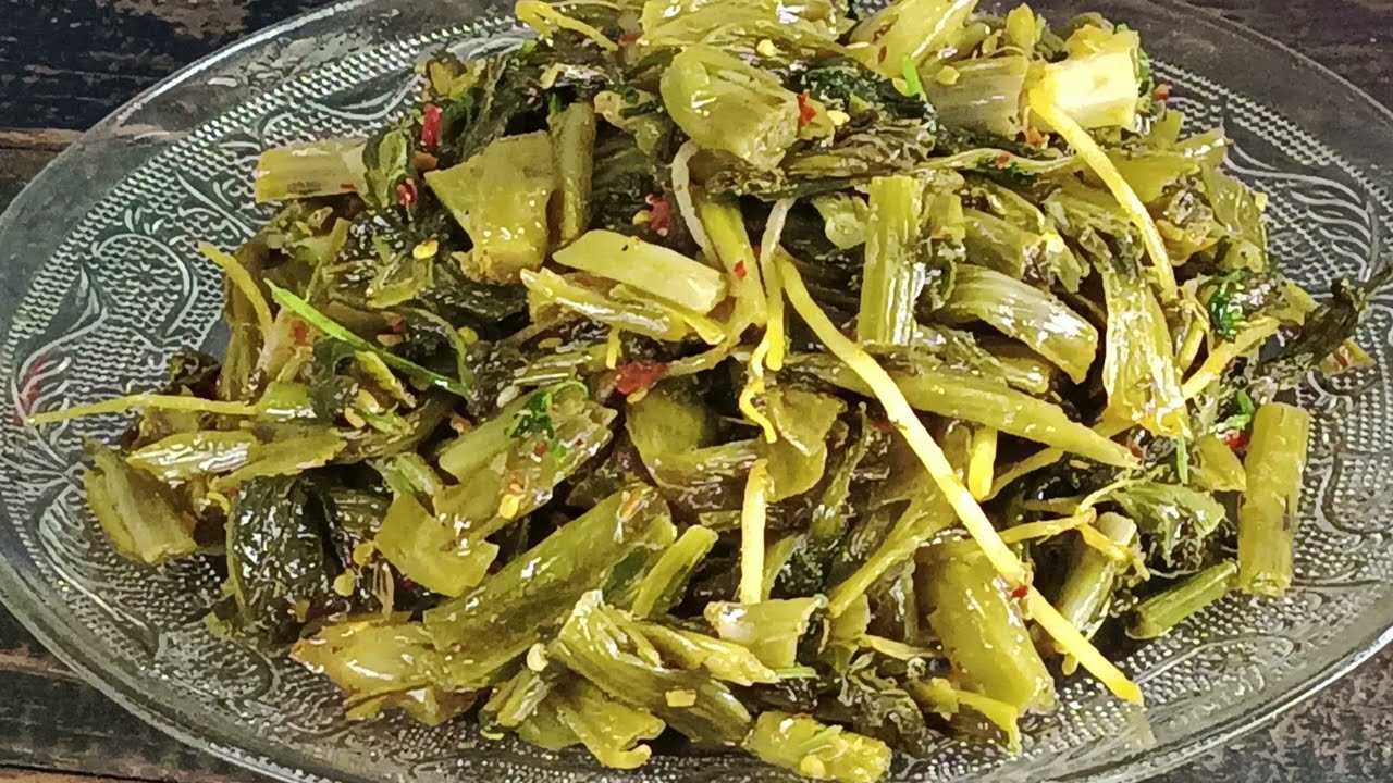 မုန်ညင်းချဉ်လုပ်နည်း(ပအိုဝ်းမုန်ညင်းချဉ်)#easyfood #yummy #myanmarfoods #food #Sweet Family Channel