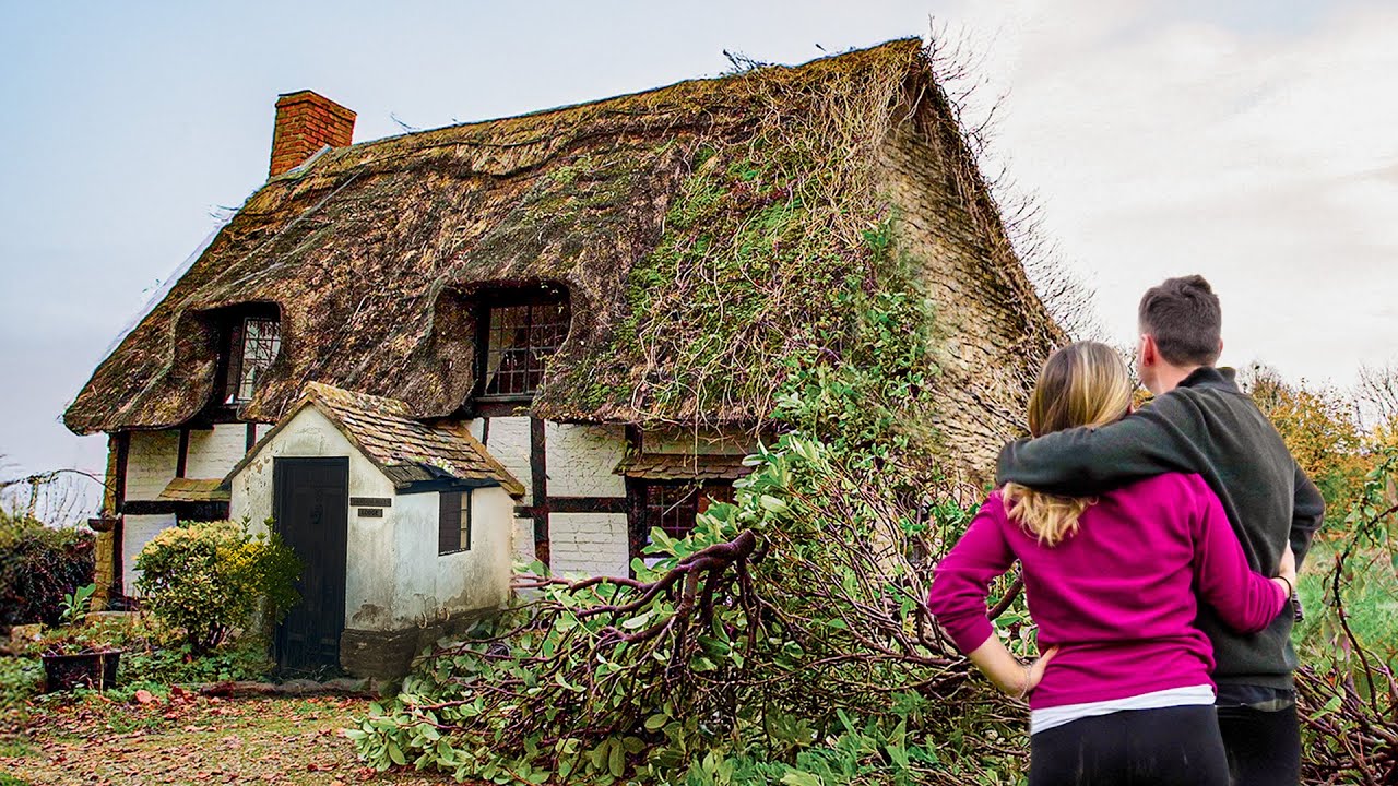 One Year Renovating an Abandoned 500 Year Old Cottage (Young Couple)