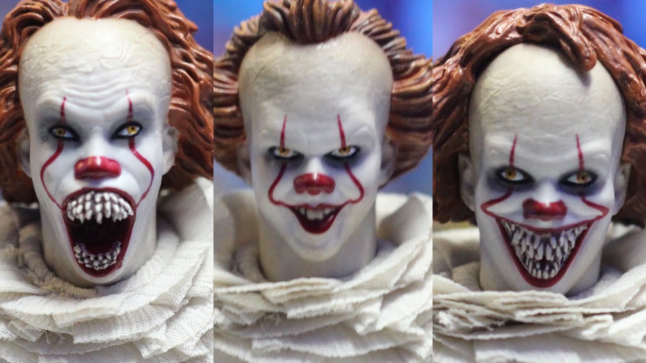 MEZCO TOYZ ONE:12 IT MOVIE 2017 PENNYWISE THE CLOWN REVIEW. IS 