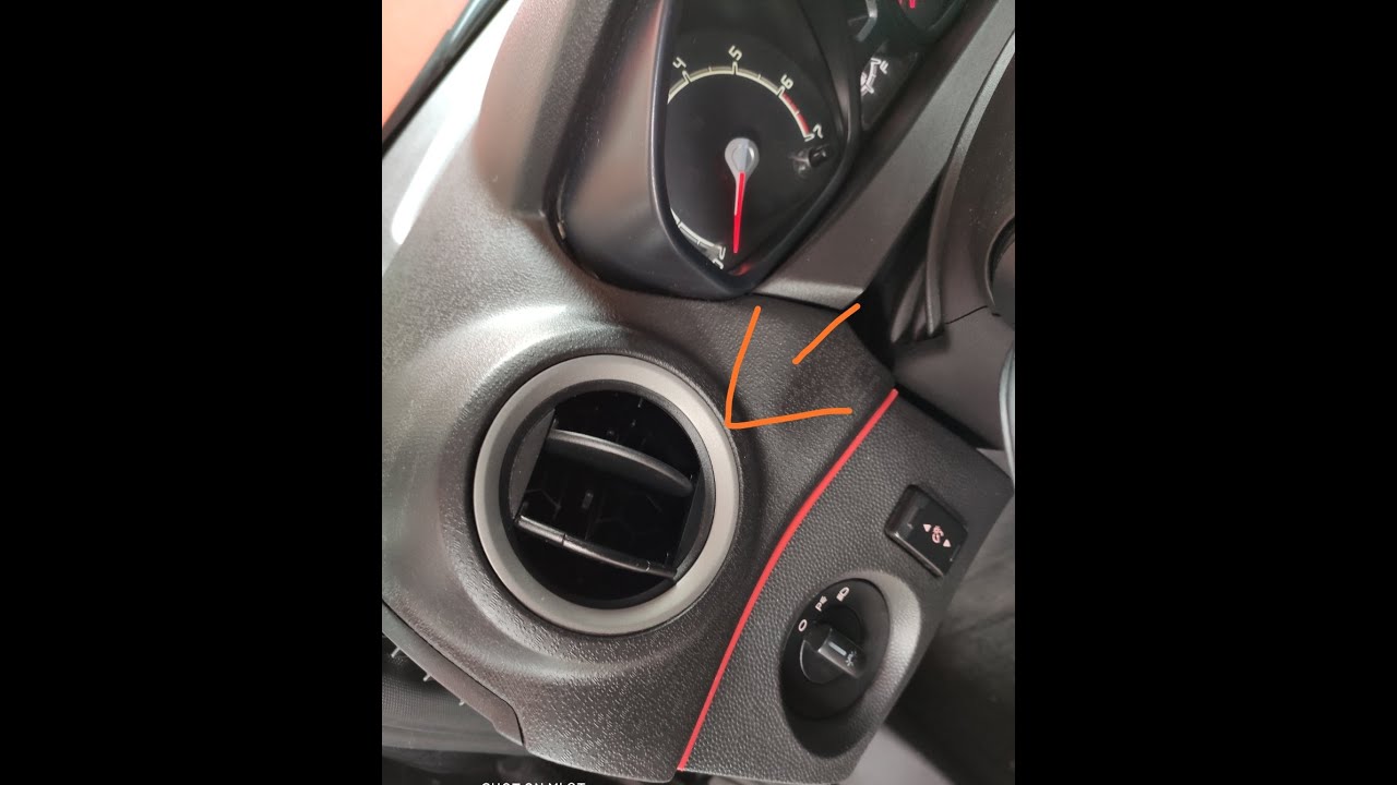 COMO DESMONTAR LA RENDIJA DEL AIRE ACONDICIONADO EN FORD FIESTA 2011 EN COMO DESMONTAR LA RENDIJA DEL AIRE ACONDICIONADO EN FORD FIESTA 2011 EN