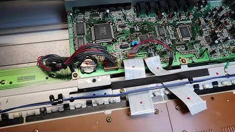 Discovering a Roland EP 7ii Digital Piano - Part 2: Disassembly and Inside Tour